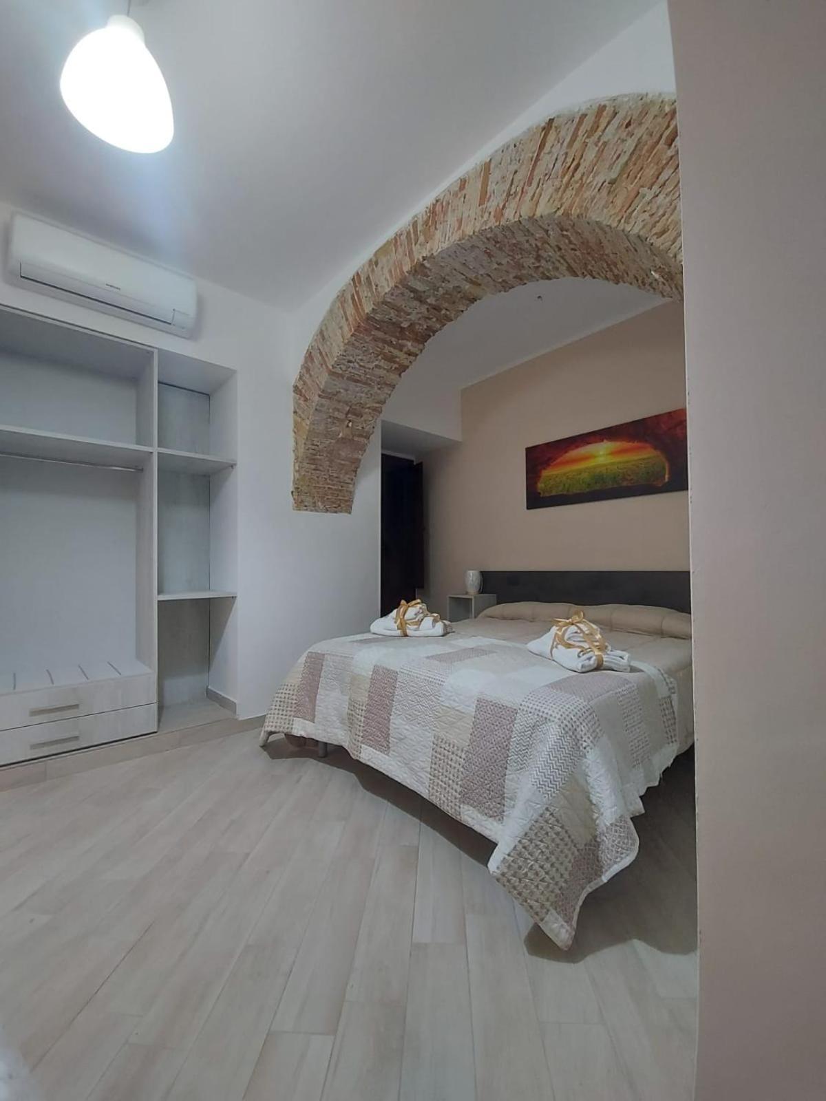Kalgheros Luxury Rooms Agrigento Luaran gambar